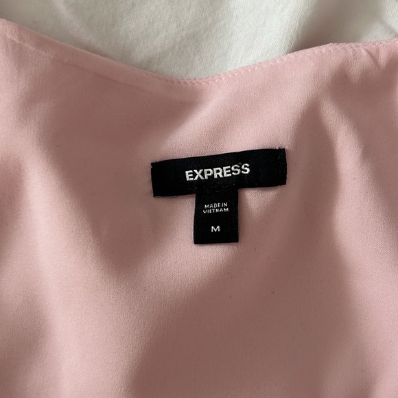 Express - Picture 2 of 3